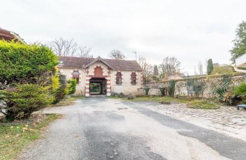 Jonzac Apartamento | LA BUANDERIE