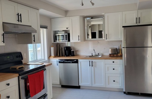 Laval Apartamento | La Campagne Près de la Ville.5 Minutes du Vieux Terrebonne Convient aux Familles