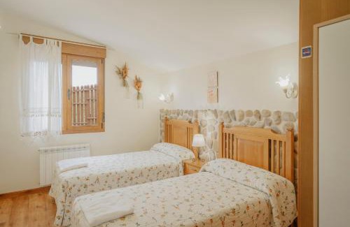 Cardenuela Riopico Casa | La Cardeñuela