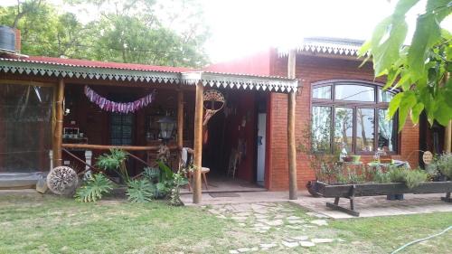 Partido de Carmen de Areco Casa | La Casa del Árbol