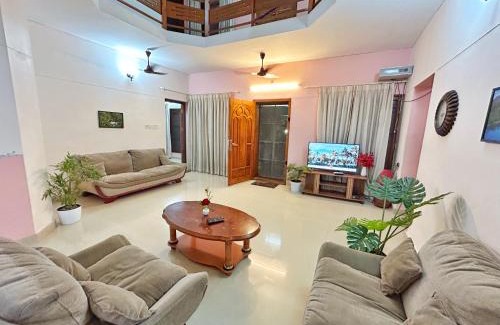 Thiruvananthapuram Villa | La Casa Trivandrum 4 BHK AC Luxury Villa at City Centre, Just 5 kms from Airport & 3 Kms to Trivandrum Railway Station