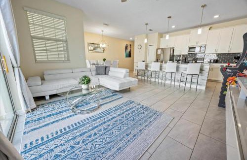 Bay Lake Villa | La Casista