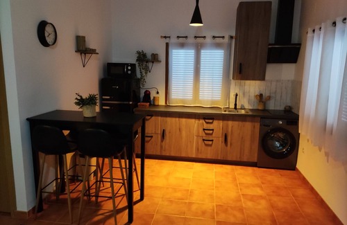 Socuéllamos Chalet De Esquí | La Casita de los Almendros