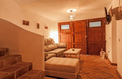 El Pinar Casa | La casita del pueblo GARDEN petfrienly con chimenea