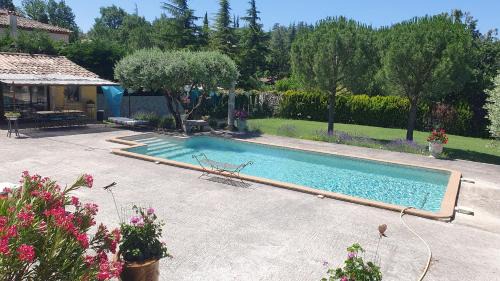 Saint-Michel-l'Observatoire Apartamento | la chambrette