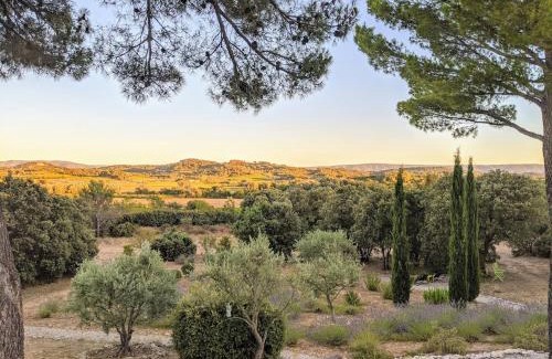 Saint-Saturnin-les-Apt Hotel | La Clé des Champs, Boutique hôtel & Spa - Le Mas de Garrigon