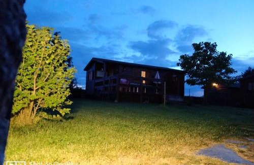 Valparaiso Otro | La Facera, Cabañas de Madera