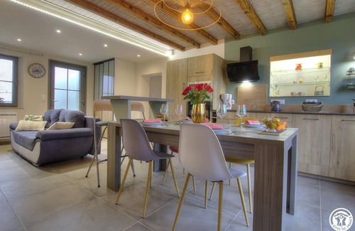 Marboz Casa | la Ferme aux Colombages