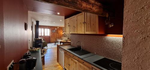 Abries Casa | La Frisanfave, Maison de village, centre 65M2
