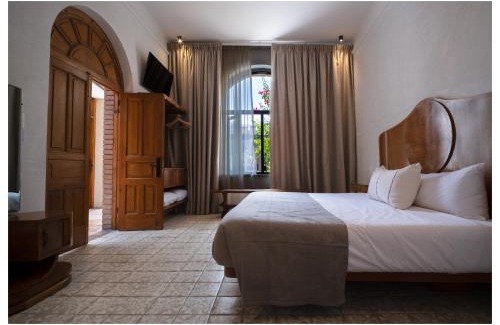 Zona centro Hotel | La Gloria Mesón