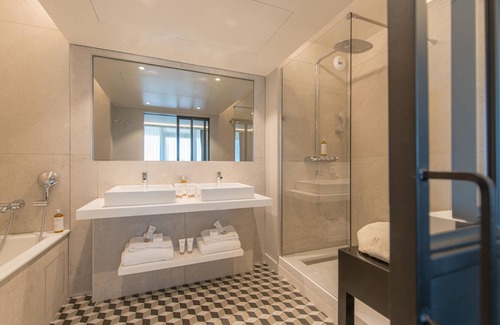 Quartier des Boucholeurs Hotel | La Grande Terrasse Hotel & Spa La Rochelle - MGallery Collection