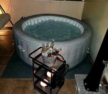 Vranjic Apartamento | La Harmony Jacuzzi Apartments with Garden