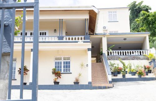 Roseau Hotel | La Maison 29
