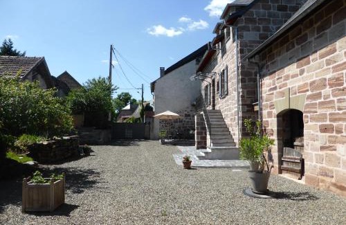 Objat Casa | La maison de Julien et Marie-Louise