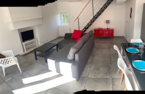 Clecy Casa | La Maison Fuchsia