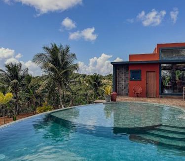 Itacare Cama Y Desayuno | La Maison Loosaï -Σlégance-avec TV