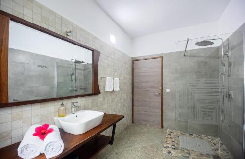 Nosy Boraha Cabina | LA MAISON RIVARIA L'expérience d'une villa entière rien que pour vous