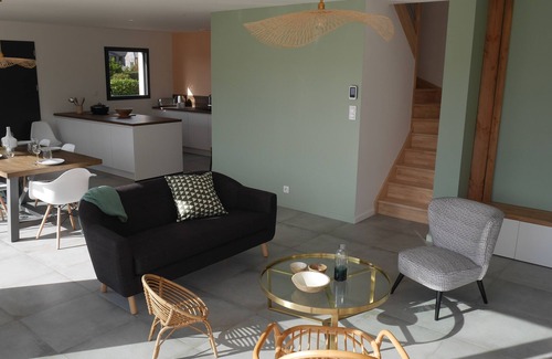 Landunvez Casa | La Maison Toul Ar Ran, indoor pool 29°C, 5-minute walk from the beach.