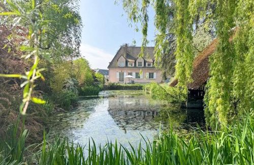 Meslay-le-Vidame Villa | La Meslaysienne - Comfortable house, swimming pool