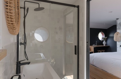 Tournon-sur-Rhone Casa | LA PENICHE - Bed And Bicycle - Tournon