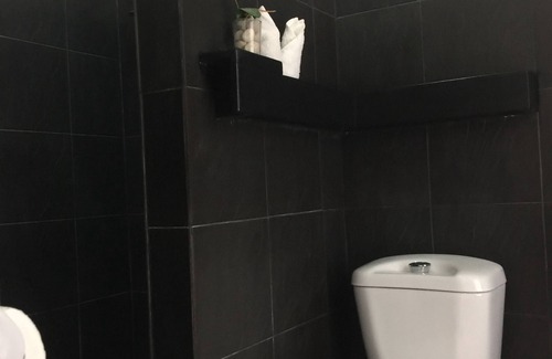 Dauis Complejo | La Pernela Beachfront Resort