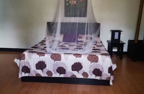 Dauis Complejo | La Pernela Beachfront Resort