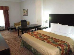 Daphne Hotel | La Quinta by Wyndham Mobile - Daphne