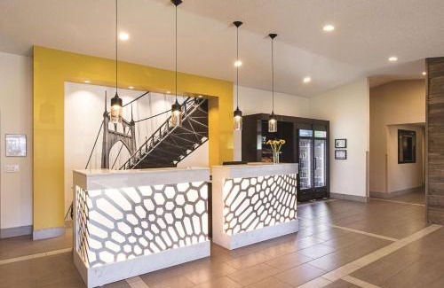 Northwest Industrial Hotel | La Quinta by Wyndham Portland NW