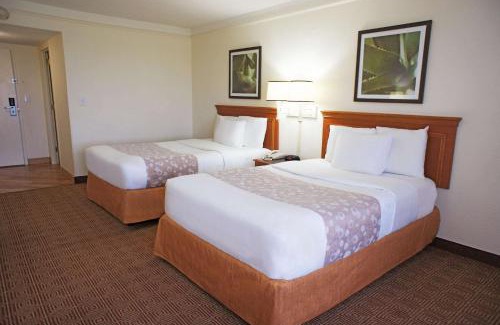 Coral Springs Hotel | La Quinta by Wyndham Coral Springs University Dr