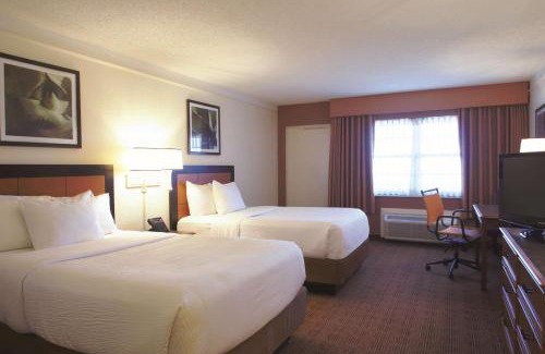 Coral Springs Hotel | La Quinta by Wyndham Coral Springs University Dr