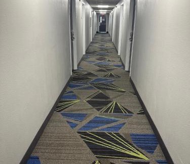 South Central Omaha Hotel | La Quinta Inn by Wyndham Omaha Southwest