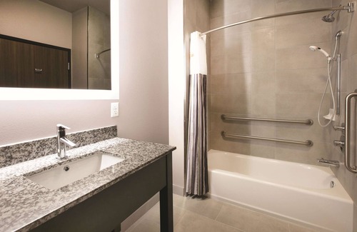 Amarillo Hotel | La Quinta Inn & Suites by Wyndham Amarillo Airport