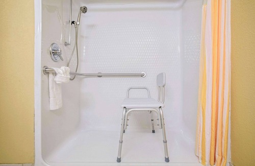 Fort Smith Hotel | La Quinta Inn & Suites by Wyndham Fort Smith