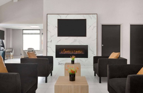 Dothan Hotel | La Quinta Inn & Suites by Wyndham Dothan