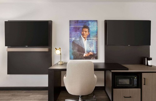 Dothan Hotel | La Quinta Inn & Suites by Wyndham Dothan