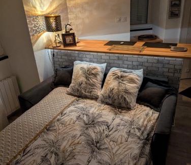 Montauban-de-Bretagne Apartamento | La Ribaudière Castle