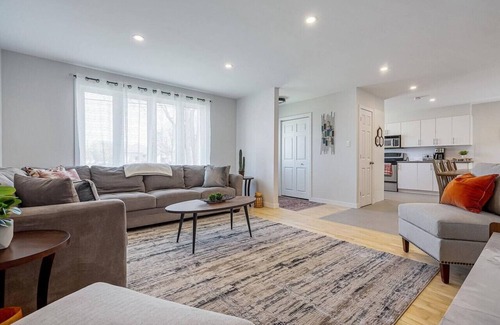 Gatineau Casa | La Riviera - Cottage in the City