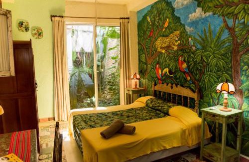 Barrio de Santiago Apartamento | La Selva by Majikal B&B