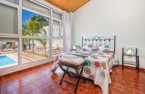 Fuente de Piedra Casa | La torre Casa rural