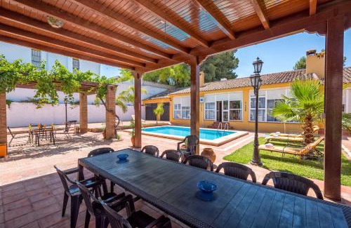 Fuente de Piedra Casa | La torre Casa rural