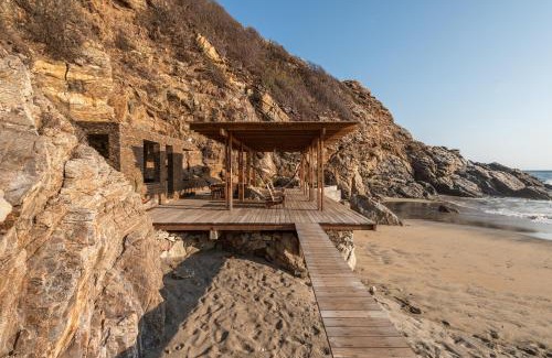 Santa María Tonameca Cabina | La Valise Mazunte