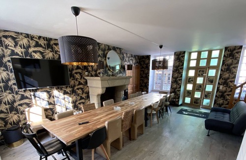 Villedieu-les-Poeles Casa | "La Villa du Paradis", chimenea, billar