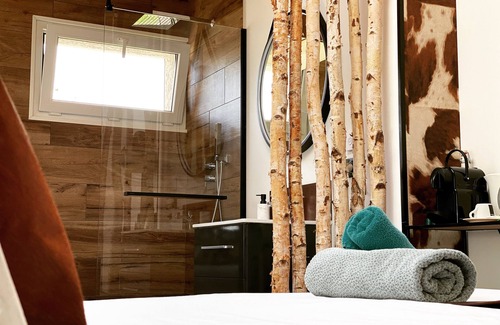 Cluses Casa | La Villa d'Hélène Chambres d’hôtes et Appartements-Cluses