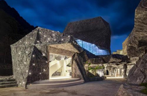 Hutiaoxia Hotel | La Villa De LEE MOYE