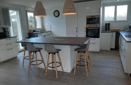 Fouesnant Villa | La Villa du Cap - indoor pool - billiards