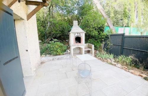 Bandol Villa | La Villa Lou Castel