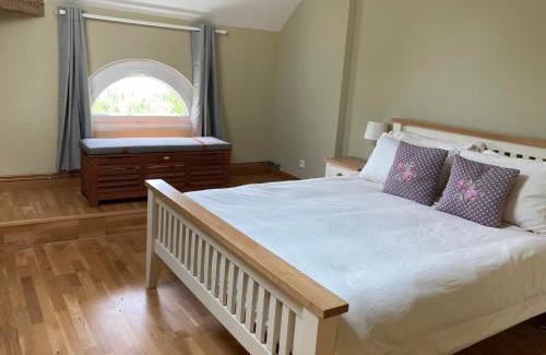 Herry Apartamento | Lac De Lumiere. Relax with rural lakeside living