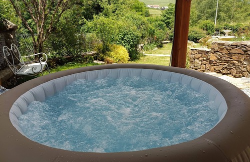 Chataigneraie Cantalienne Casa | Lacalmontie Manor