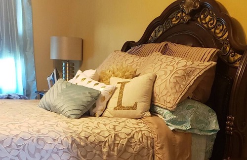 Waldorf Casa | LaCasa near MGM/National Harbor