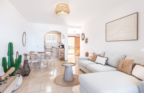 Palm-Mar Chalet De Esquí | Laderas - FRONT SEA VIEW